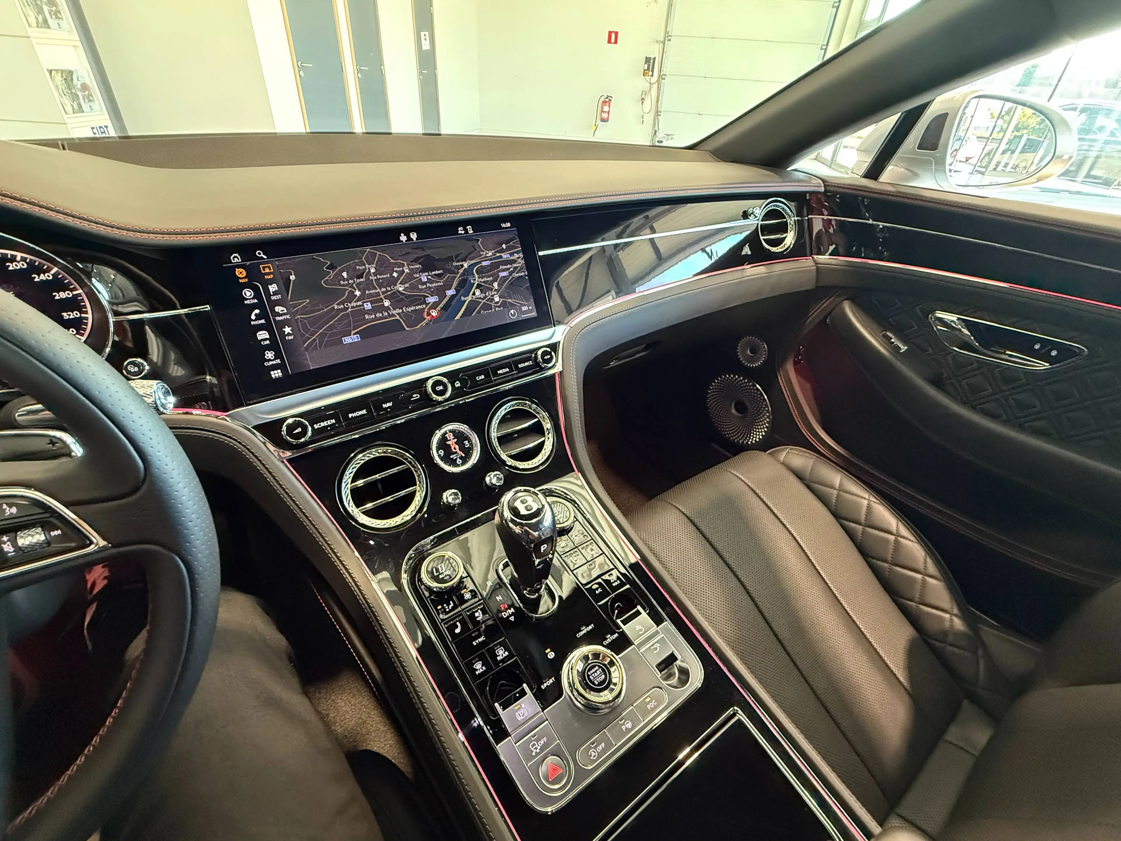 Bentley Continental GT Continental GT 4.0 V 8 BiTurbo - 24.000 KM - TVA DEDUCTIBLE - A VOIR — photo 15