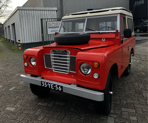 Land Rover 88 Serie III Santana