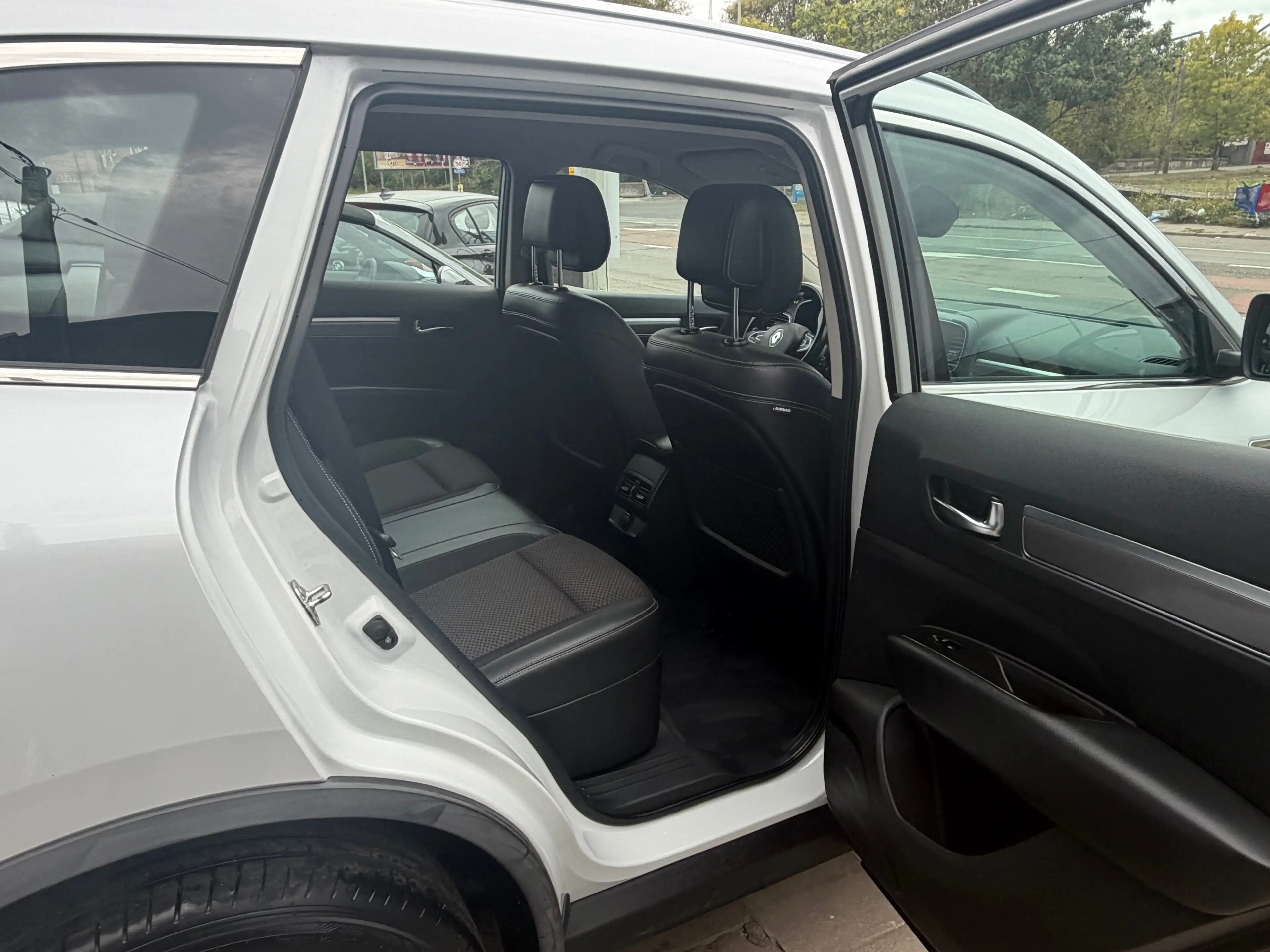 Renault Koleos 1.6 dCi Zen/135.350KM/CUIR PARTIEL/XENON/NAVI/EURO 6B — photo 8