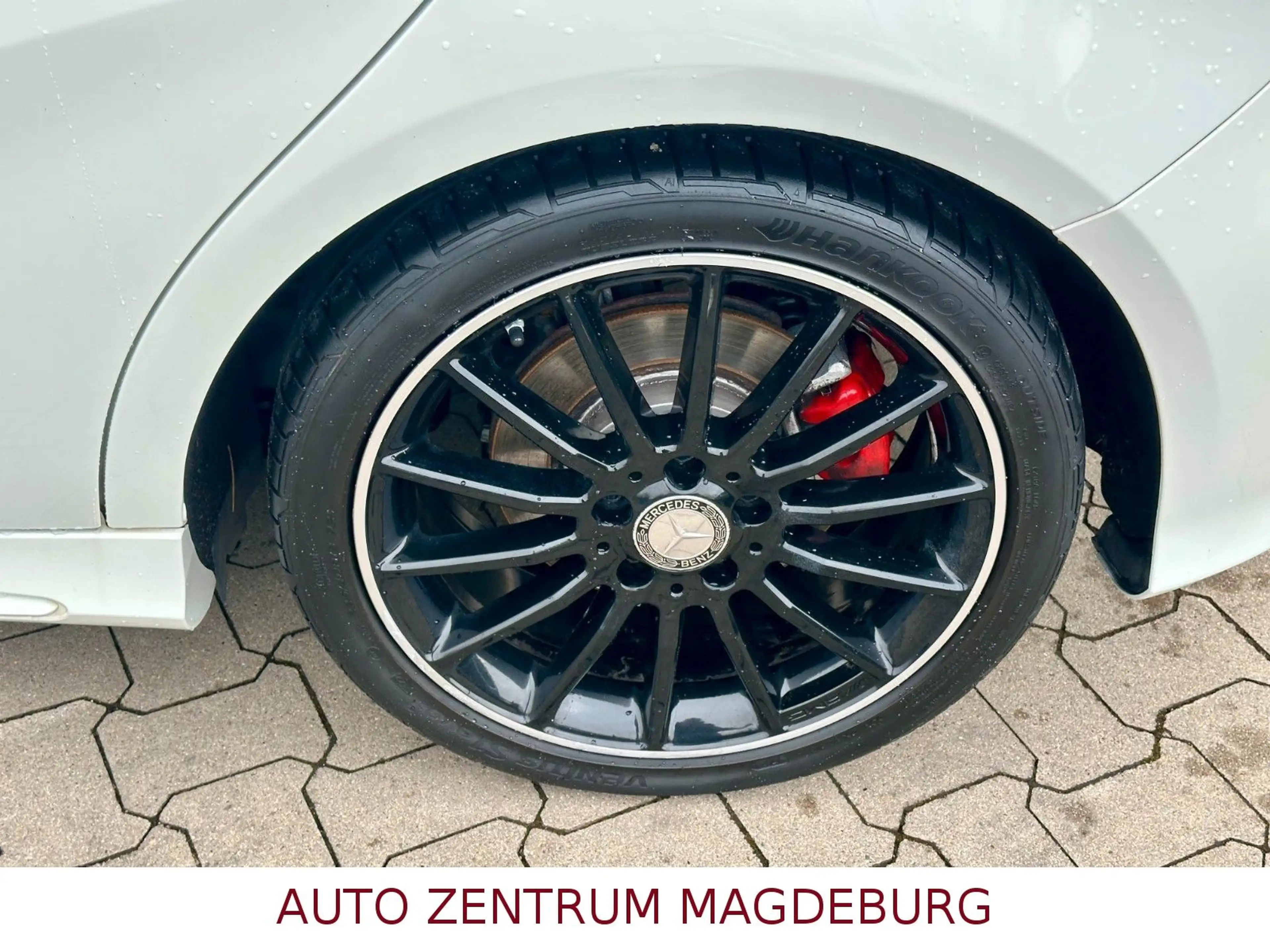 Mercedes-Benz A 220 4Matic*AMG SPORTLINE*AUTOM*NAV*LED — photo 10