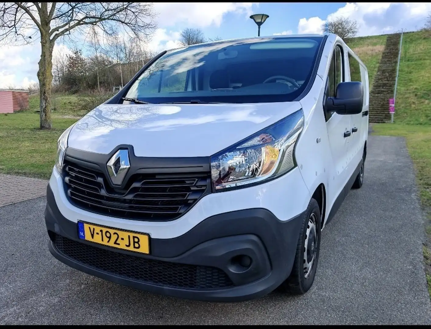 Renault Trafic 1.6 dCi 95pk L2H1 Komfort 2x Schuifdeur 3x zitpl Wit - 1