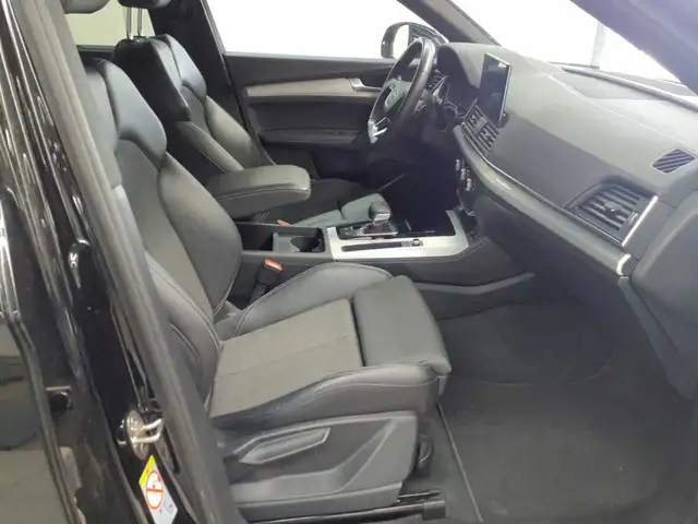 Audi Q5 view 7