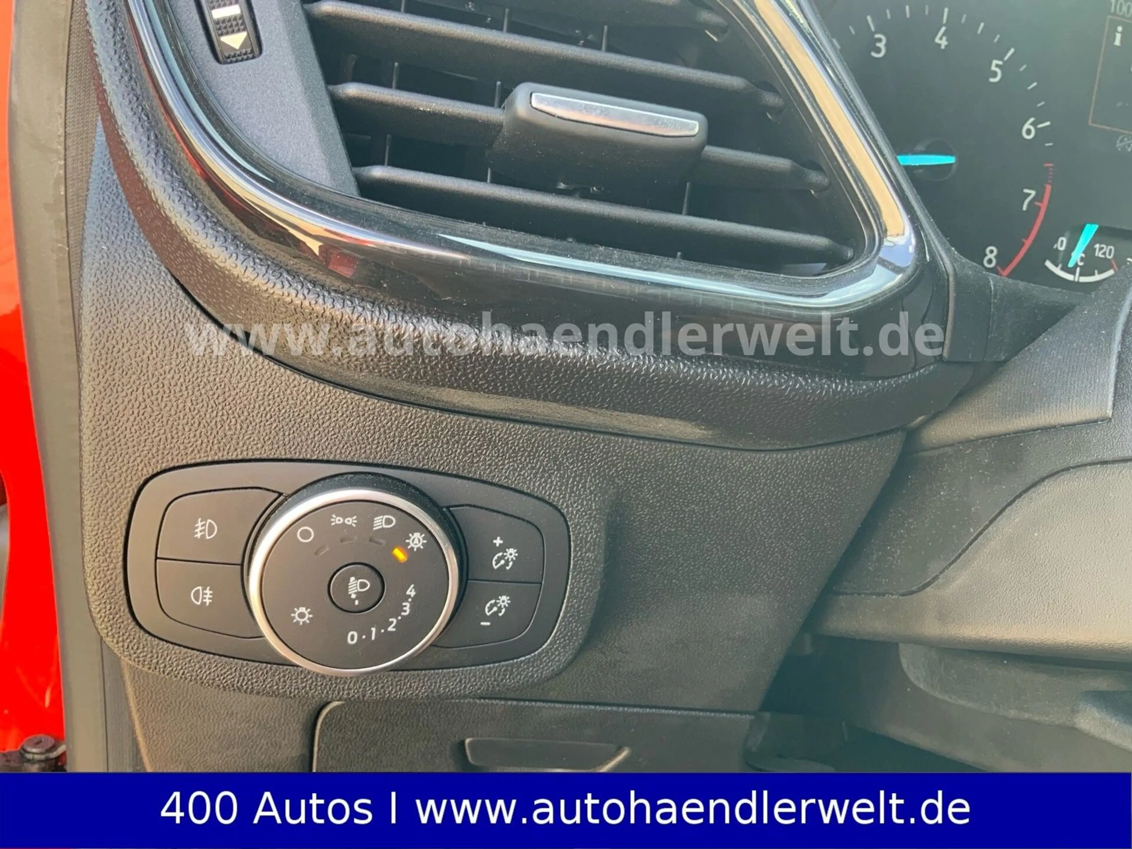 Ford Fiesta 1.0 EcoBoost ST-Line — photo 15