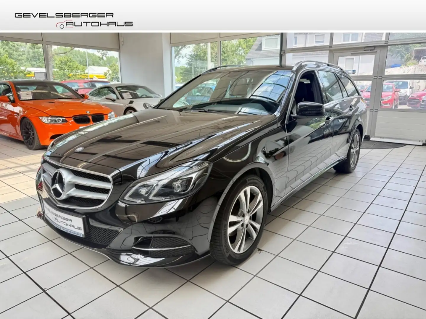 Mercedes-Benz E 200 -Klasse T-Modell CDI BlueEfficiency Scheckheft Negro - 1