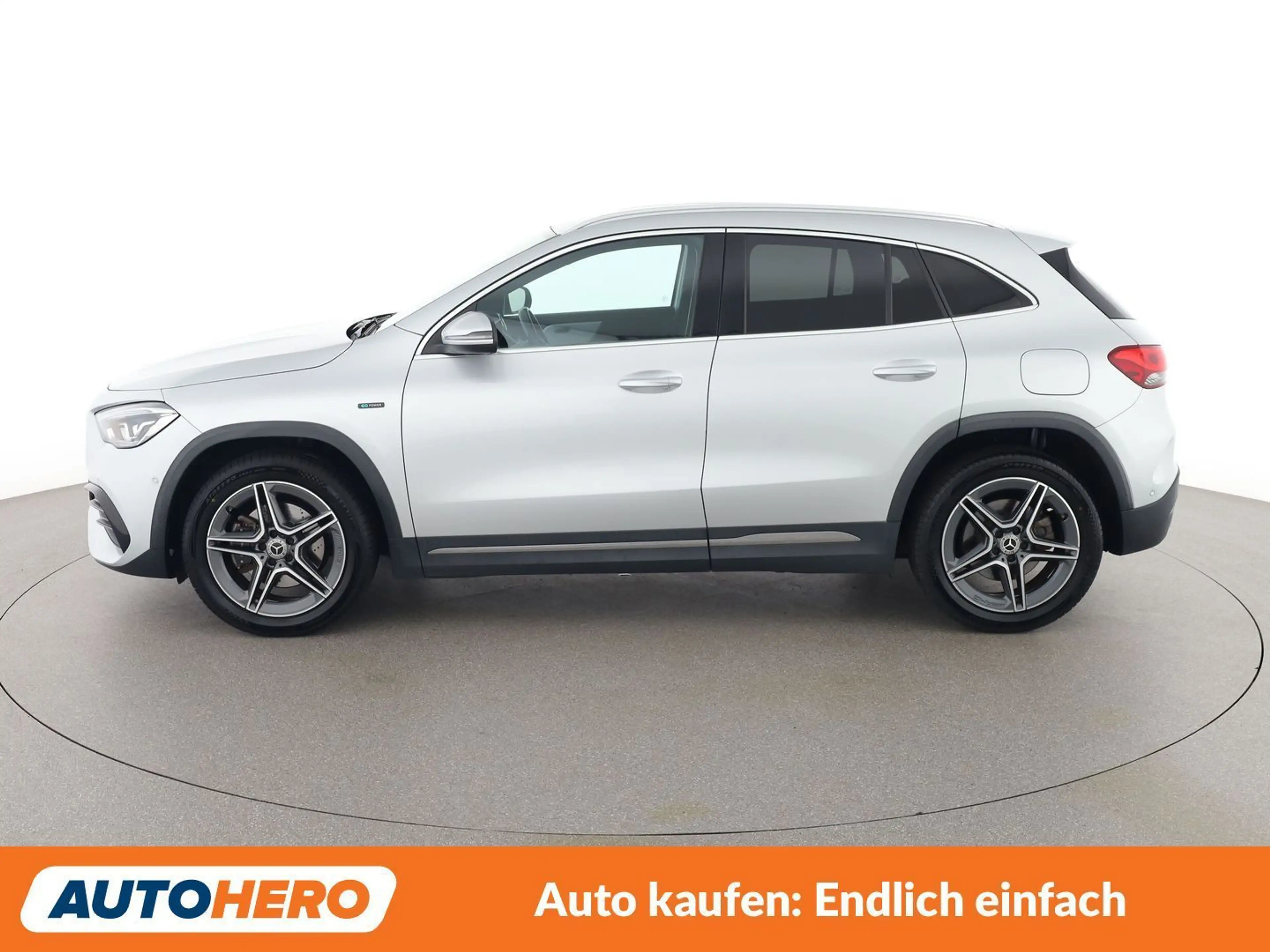 Mercedes-Benz GLA 250 GLA 250e AMG Line — photo 3