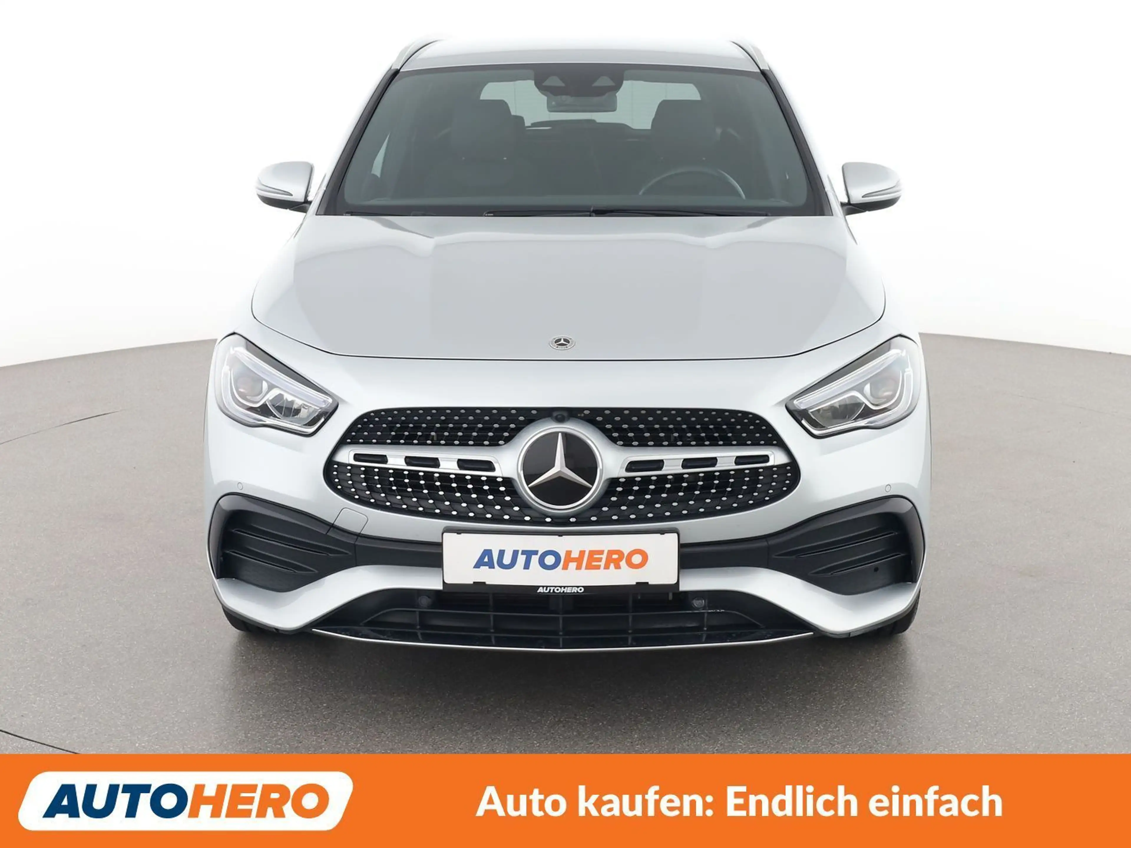 Mercedes-Benz GLA 250 GLA 250e AMG Line — photo 9