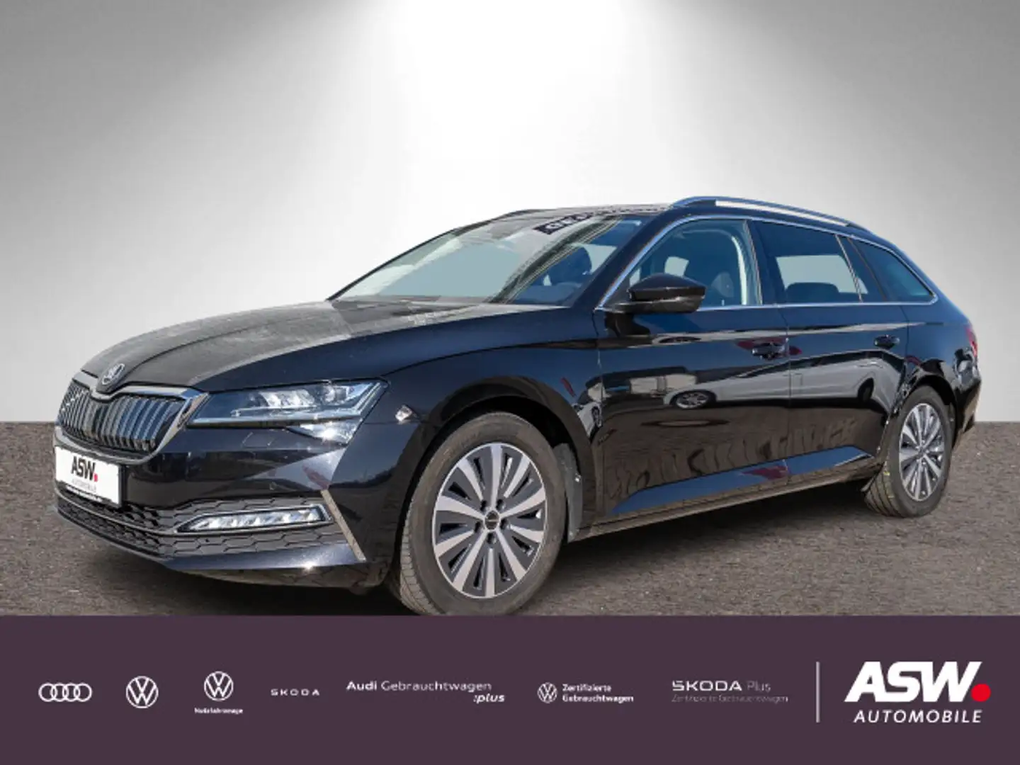 Skoda Superb iV Combi Style 1.4TSI DSG LED Pano Stdhzg Zwart - 1