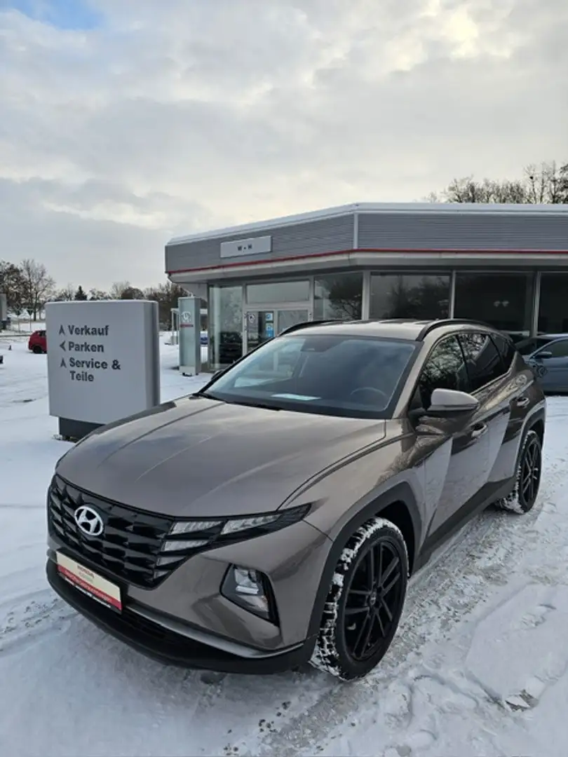 Hyundai TUCSON 1.6 T-GDi Plug-in-Hybrid 4WD - 1