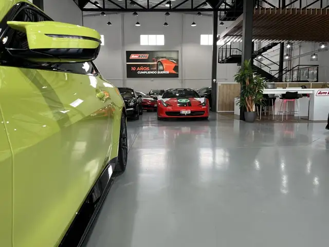 BMW M4 view 15