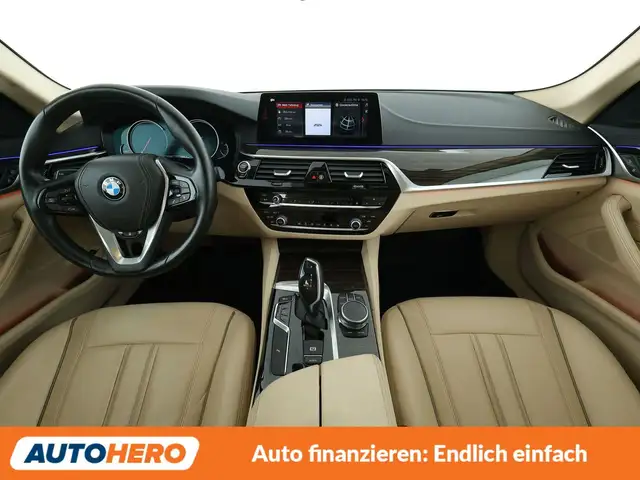 BMW 5 Series view 12