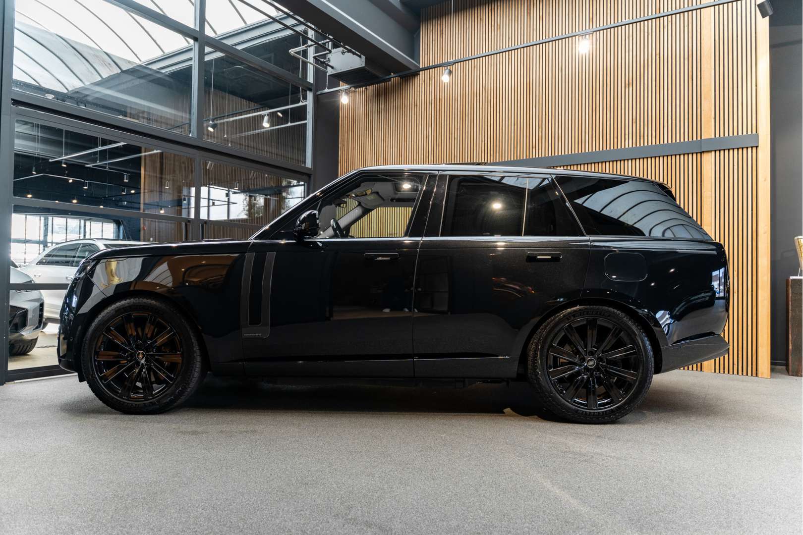 Land Rover Range Rover P550e Autobiography 3.0 P550e PHEV Autobiography -  - Joinsteer - #2