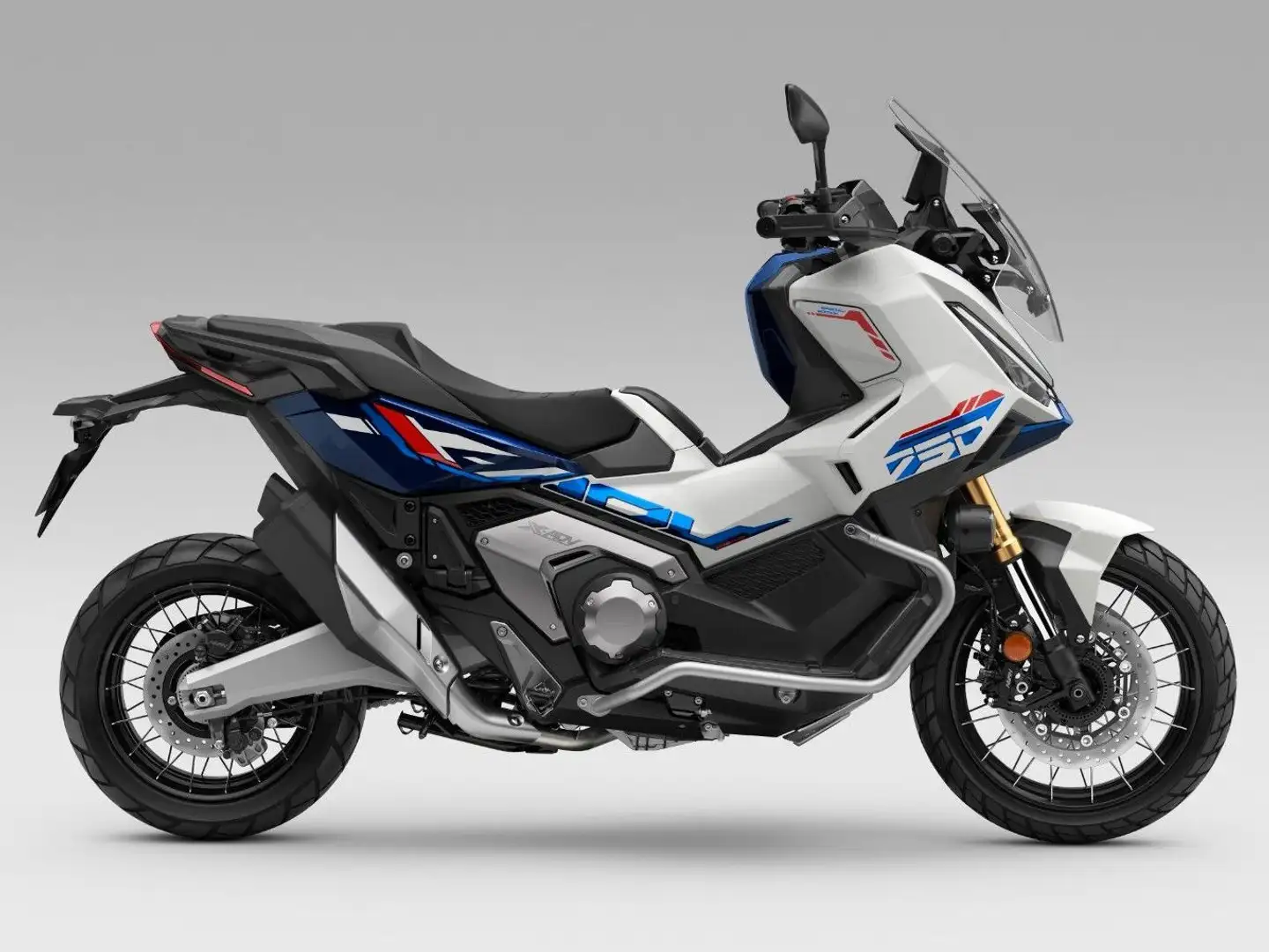 Honda X-ADV 750 #2025 Blanc - 1