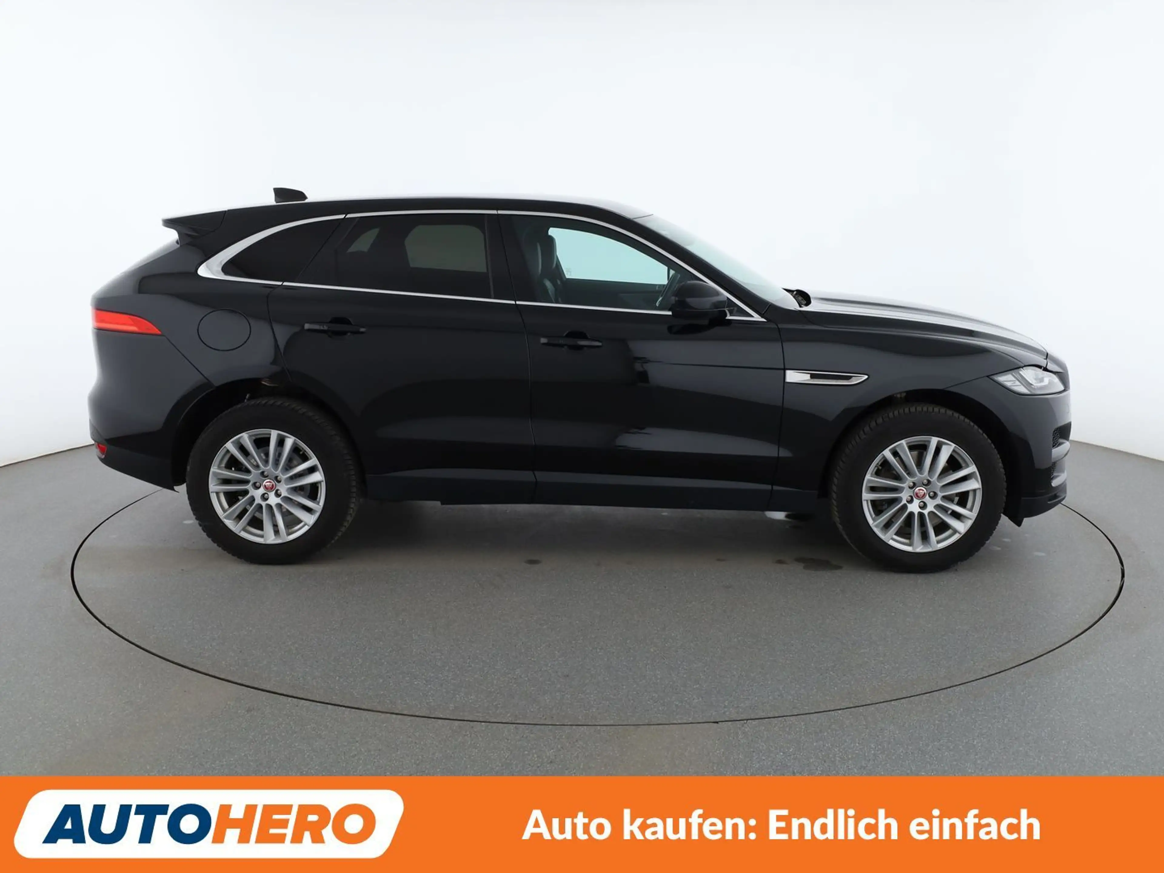 Jaguar F-Pace 30d Portfolio AWD Aut.*NAV*TEMP*CAM*PDC*SHZ*AHK* — photo 7