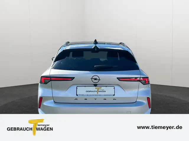 Opel Astra view 6
