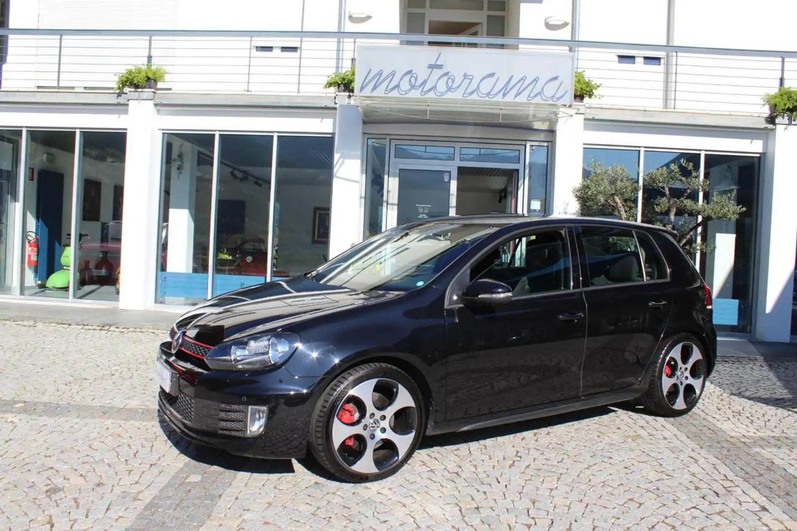 Volkswagen Golf 2.0 TSI DSG 5p. GTI - Gancio traino Noir - 1