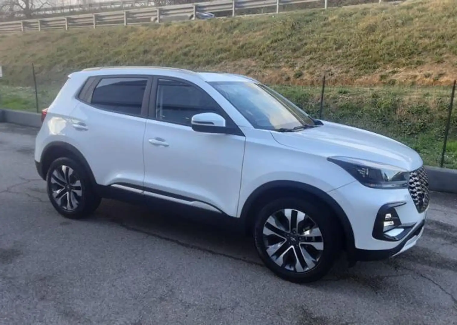 DR Automobiles DR5.0 CVT Weiß - 1