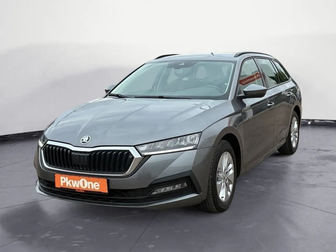 Skoda Octavia 2.0 TDI DSG AHK*SHZ*KEYLESS*AUTOMATIK — photo 1 of 15