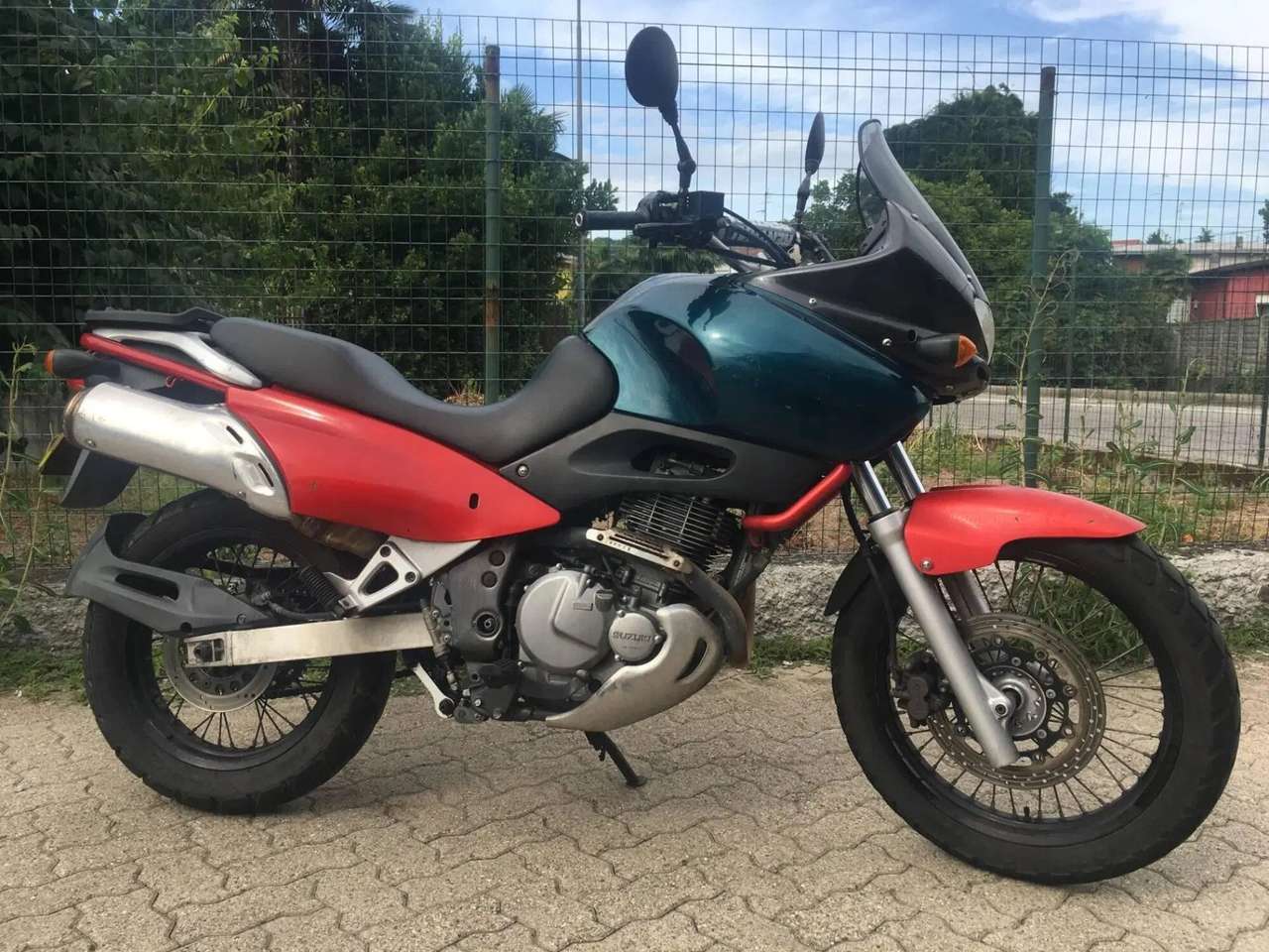 Suzuki XF 650 XF 650 Freewind (1997 - 03)