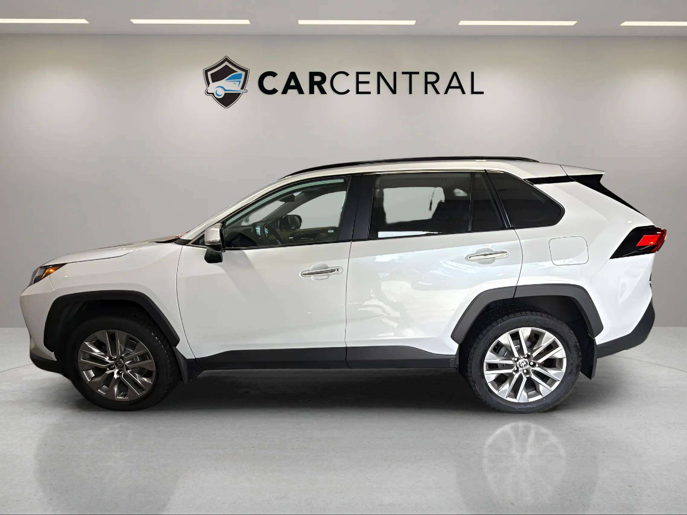 2023 Toyota RAV4 LIMITED | CLEAN CARFAX | 360 | CARPLAY| VENT SEATS — снимка 1