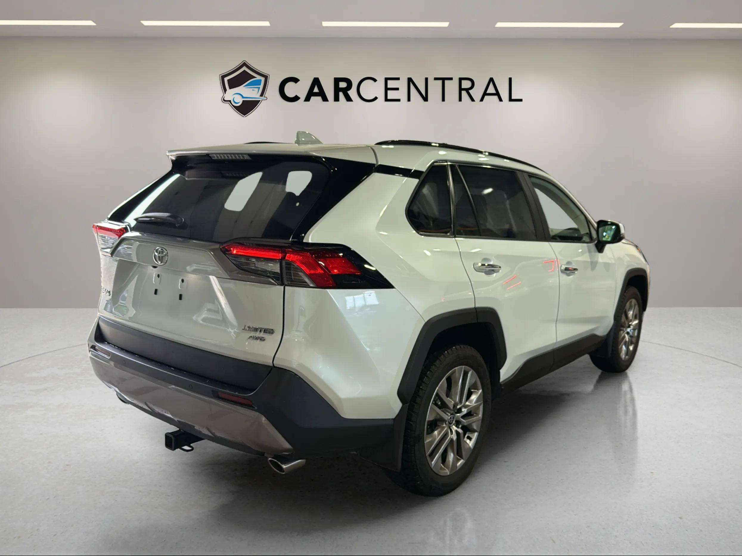 2023 Toyota RAV4 LIMITED | CLEAN CARFAX | 360 | CARPLAY| VENT SEATS — снимка 1