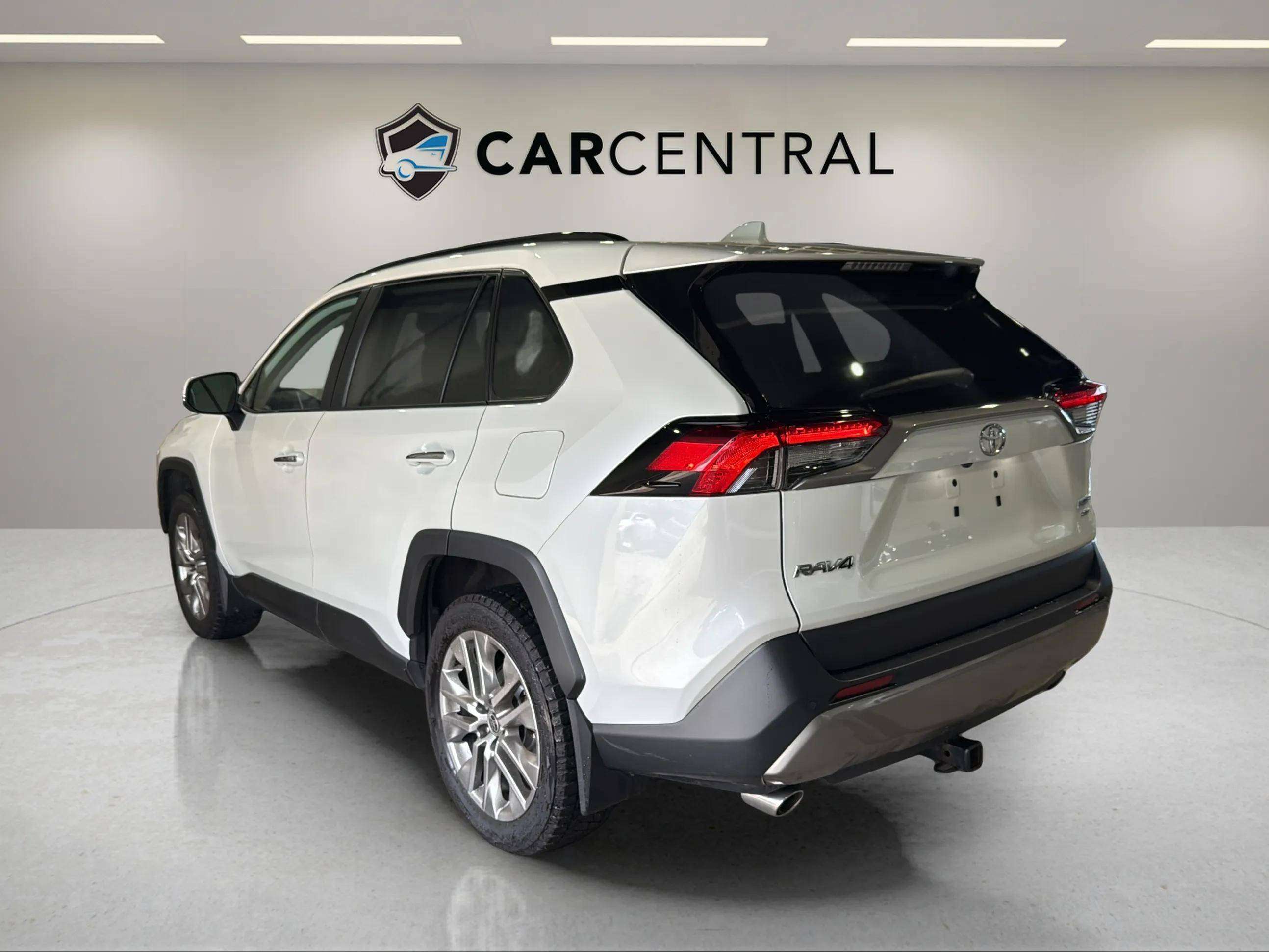 2023 Toyota RAV4 LIMITED | CLEAN CARFAX | 360 | CARPLAY| VENT SEATS — снимка 1