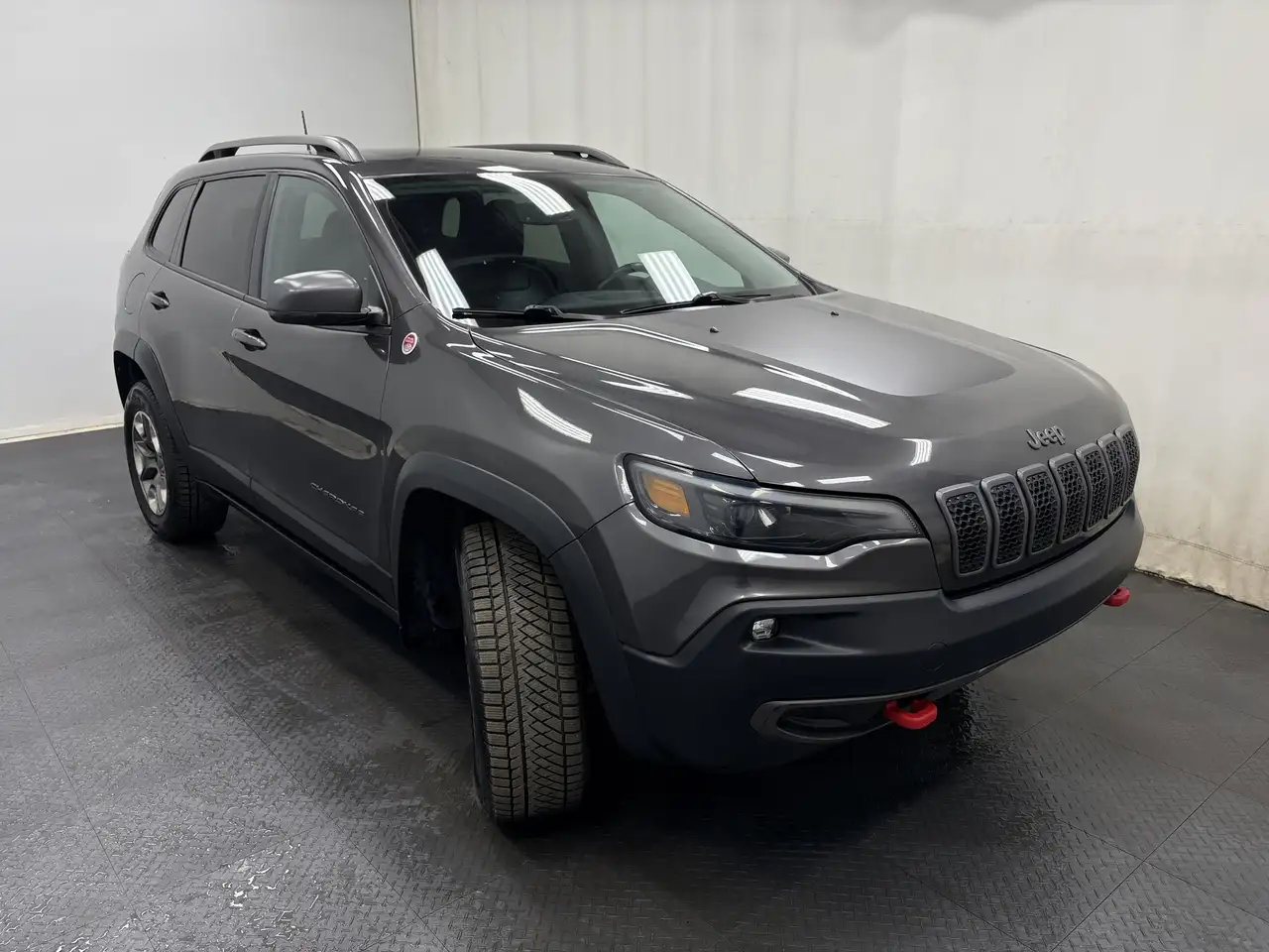 Jeep Cherokee снимка Jeep Cherokee