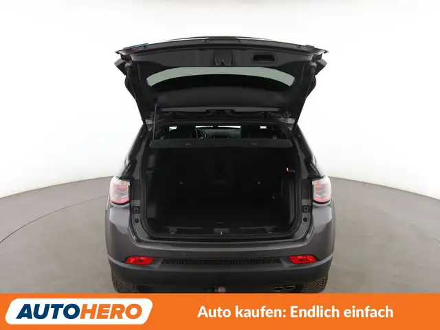 Jeep Compass view 17