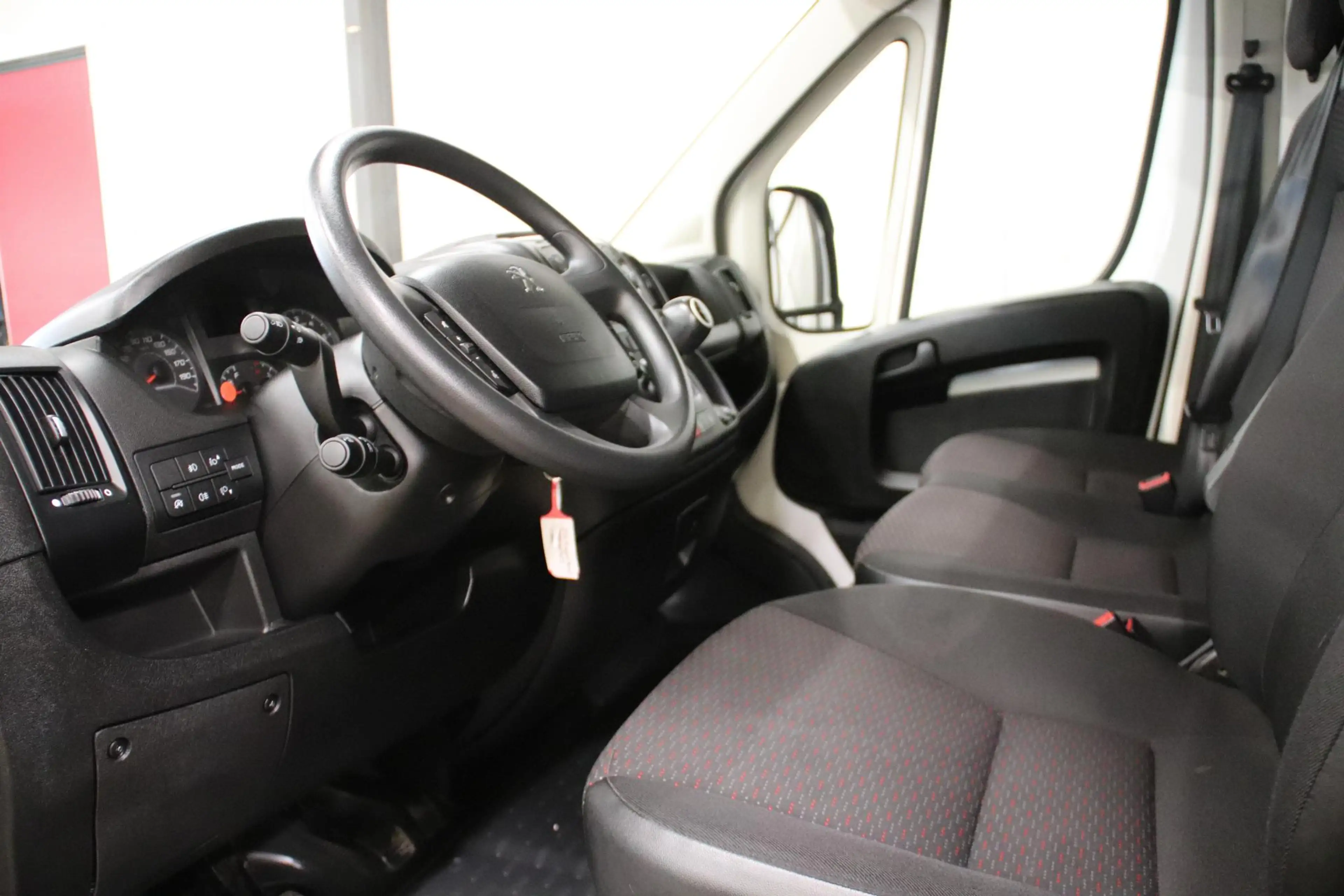 Peugeot Boxer 2.2 BlueHDi 140 L4H3 ACHTERUITRIJCAMERA — photo 7