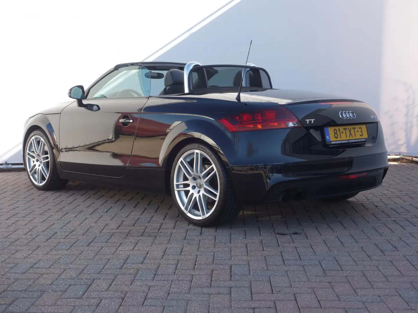 Audi TT Roadster 1.8 TFSI S-Line Cabriolet Leder Stoelverw Zwart - 2