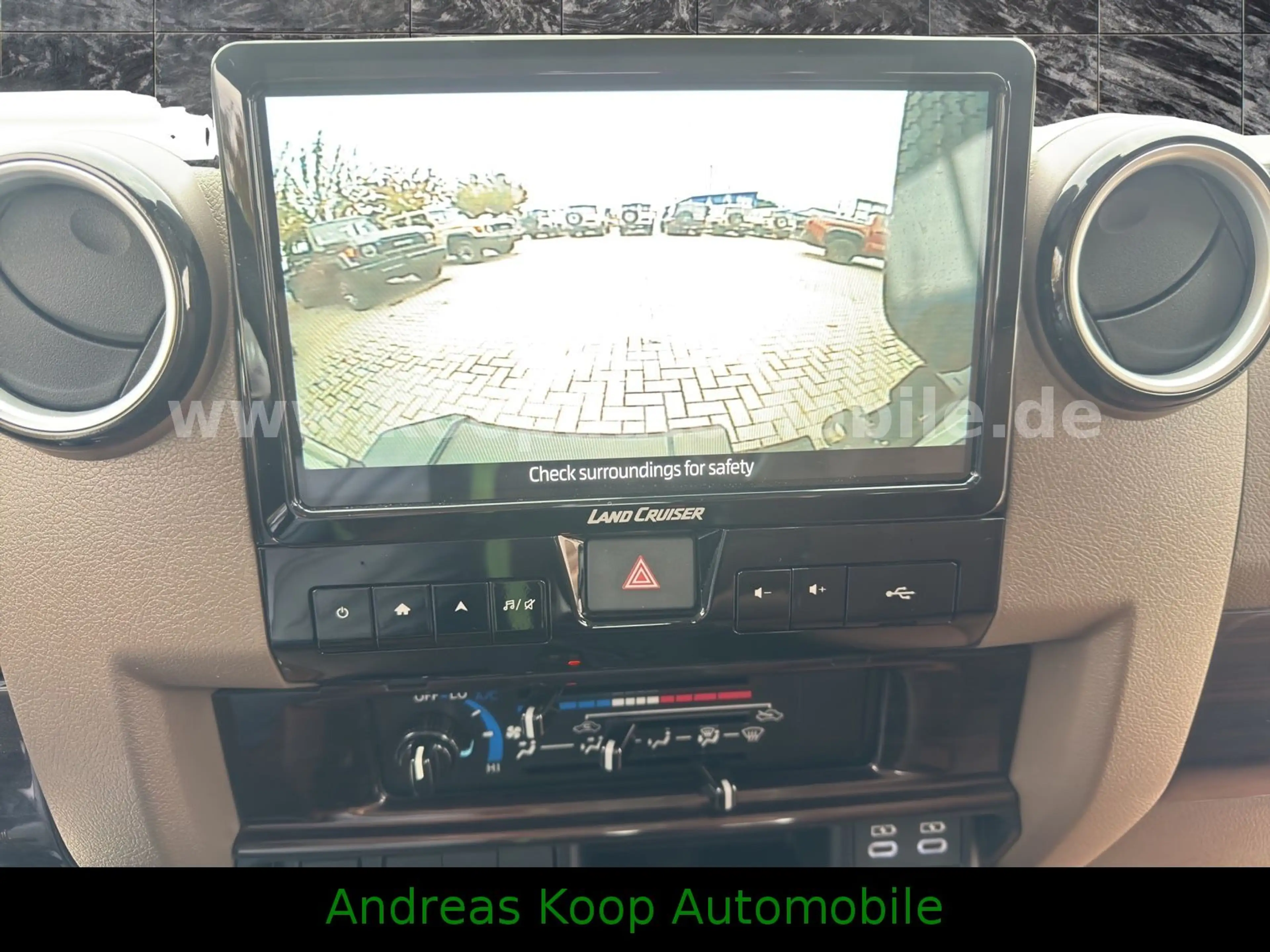 Toyota Land Cruiser GRJ 71 LX-Z Autom LED Leder SOFORT — photo 6