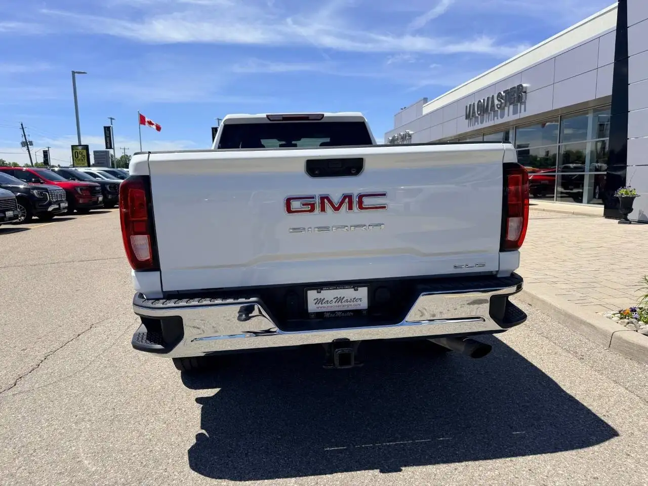 GMC Sierra 2500HD снимка GMC Sierra 2500HD