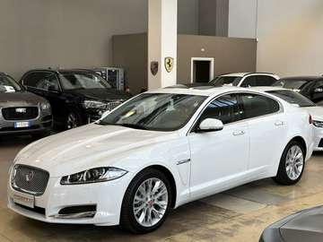 2.2d Luxury 200cv - 18" - Tetto - Camera - Keyless