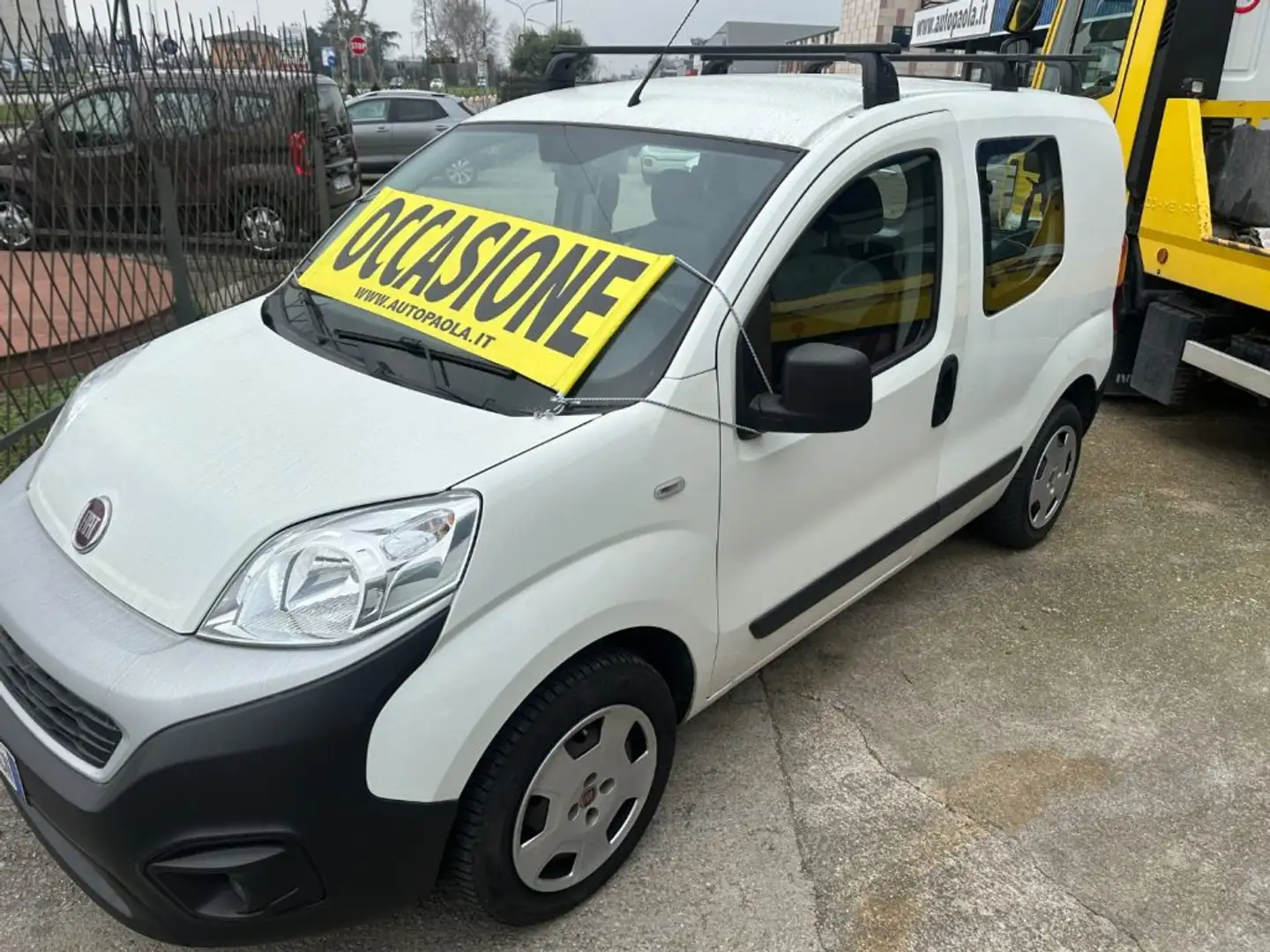 Fiat Fiorino 1.3 MJT 95CV Combi SX 4 POSTI Weiß - 1