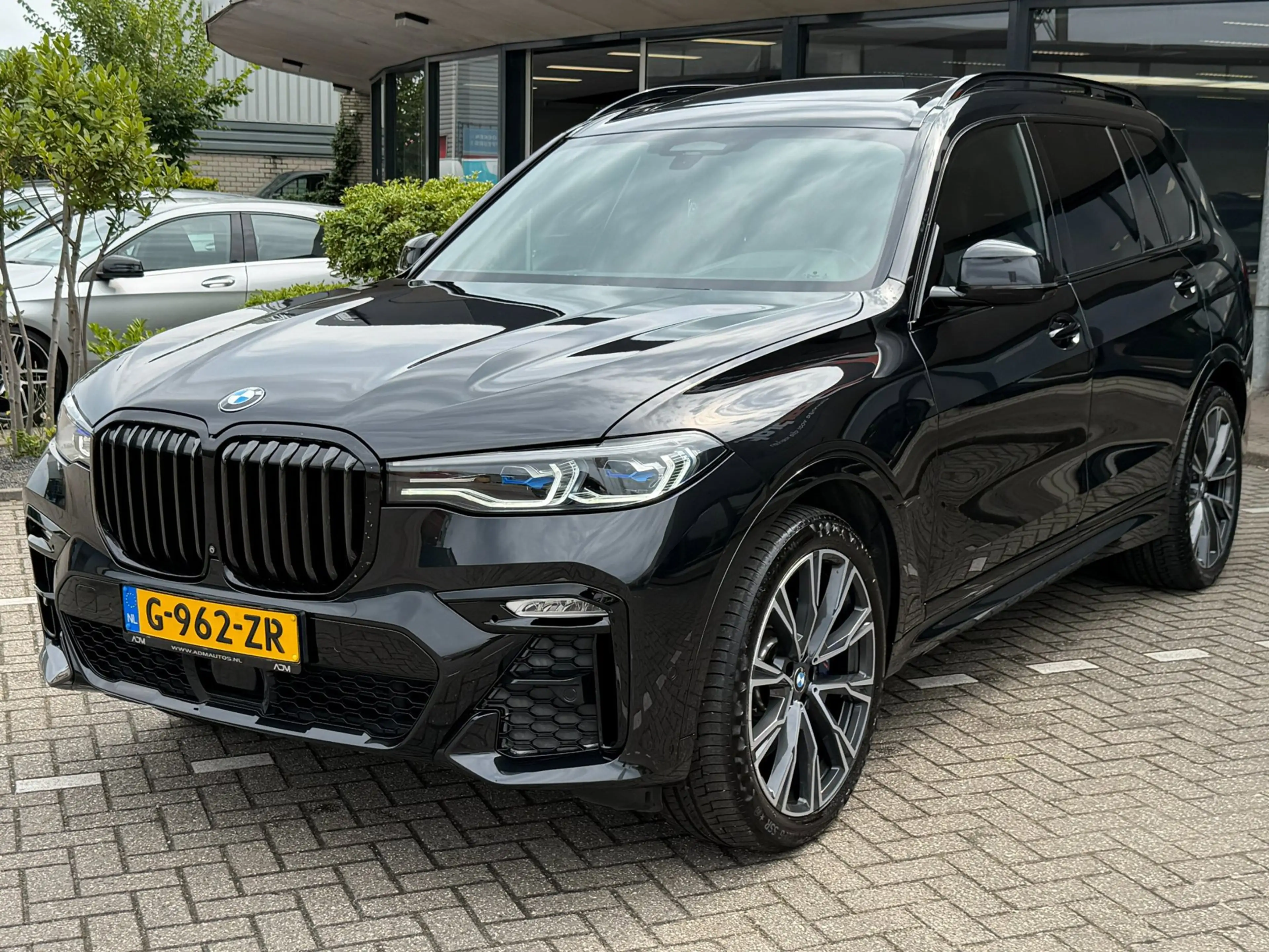 BMW X7 XDrive40i High Executive M-Pakket — photo 11