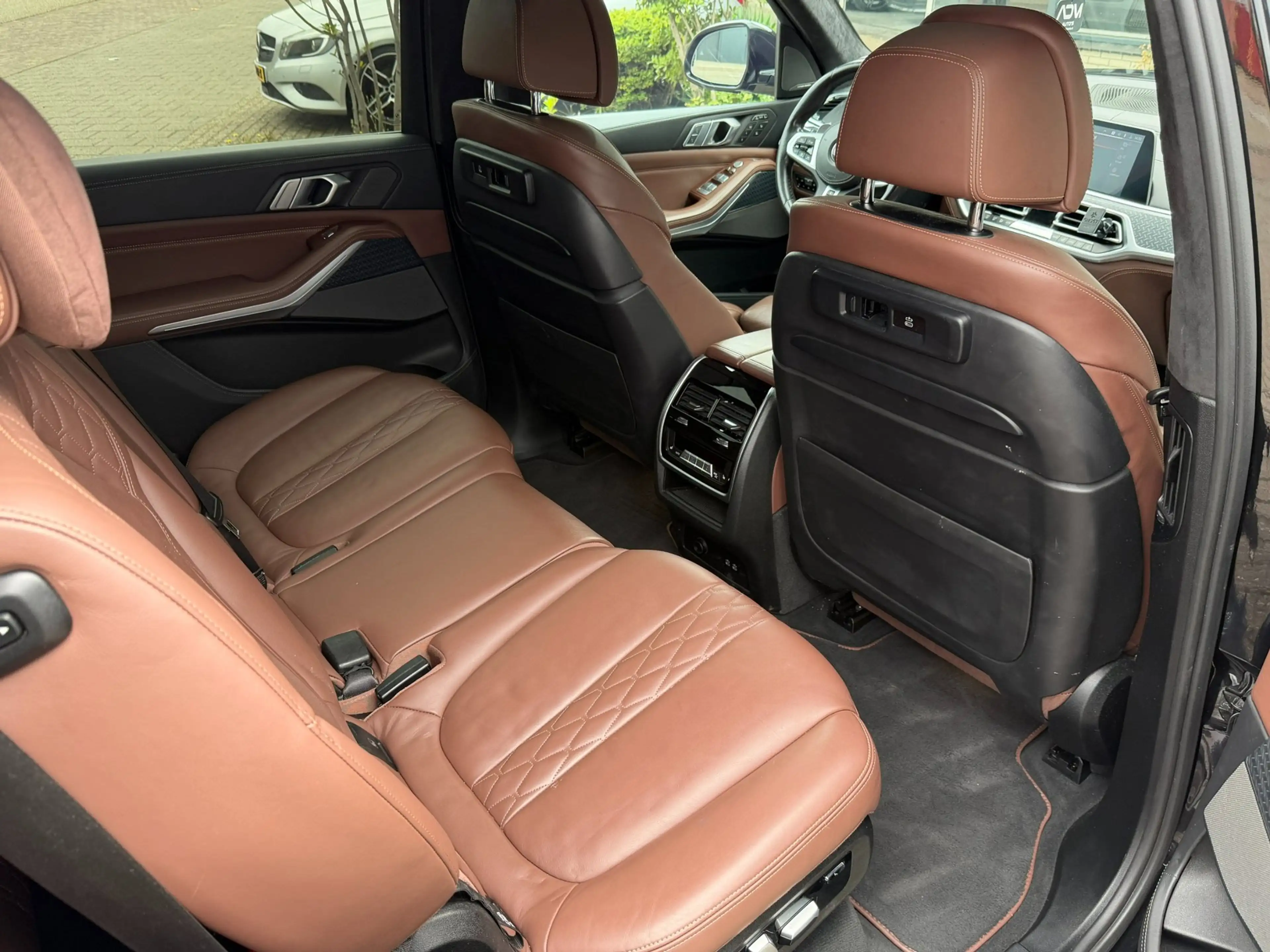 BMW X7 XDrive40i High Executive M-Pakket — photo 22