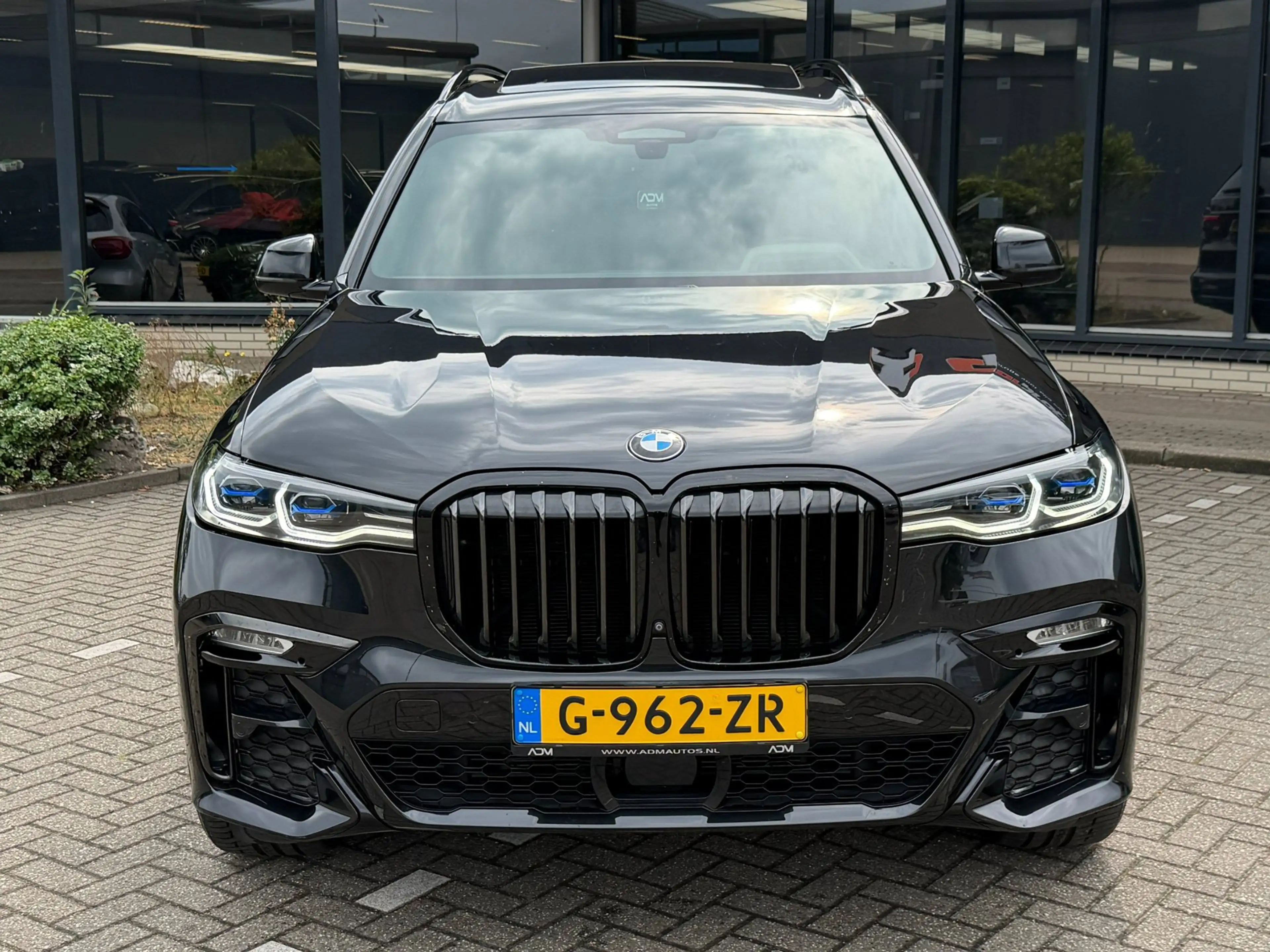 BMW X7 XDrive40i High Executive M-Pakket — photo 12