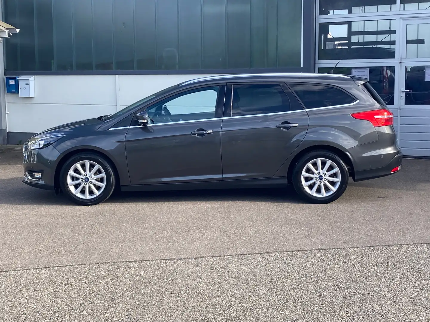 Ford Focus Titanium Kamera Navi Reling Grijs - 2