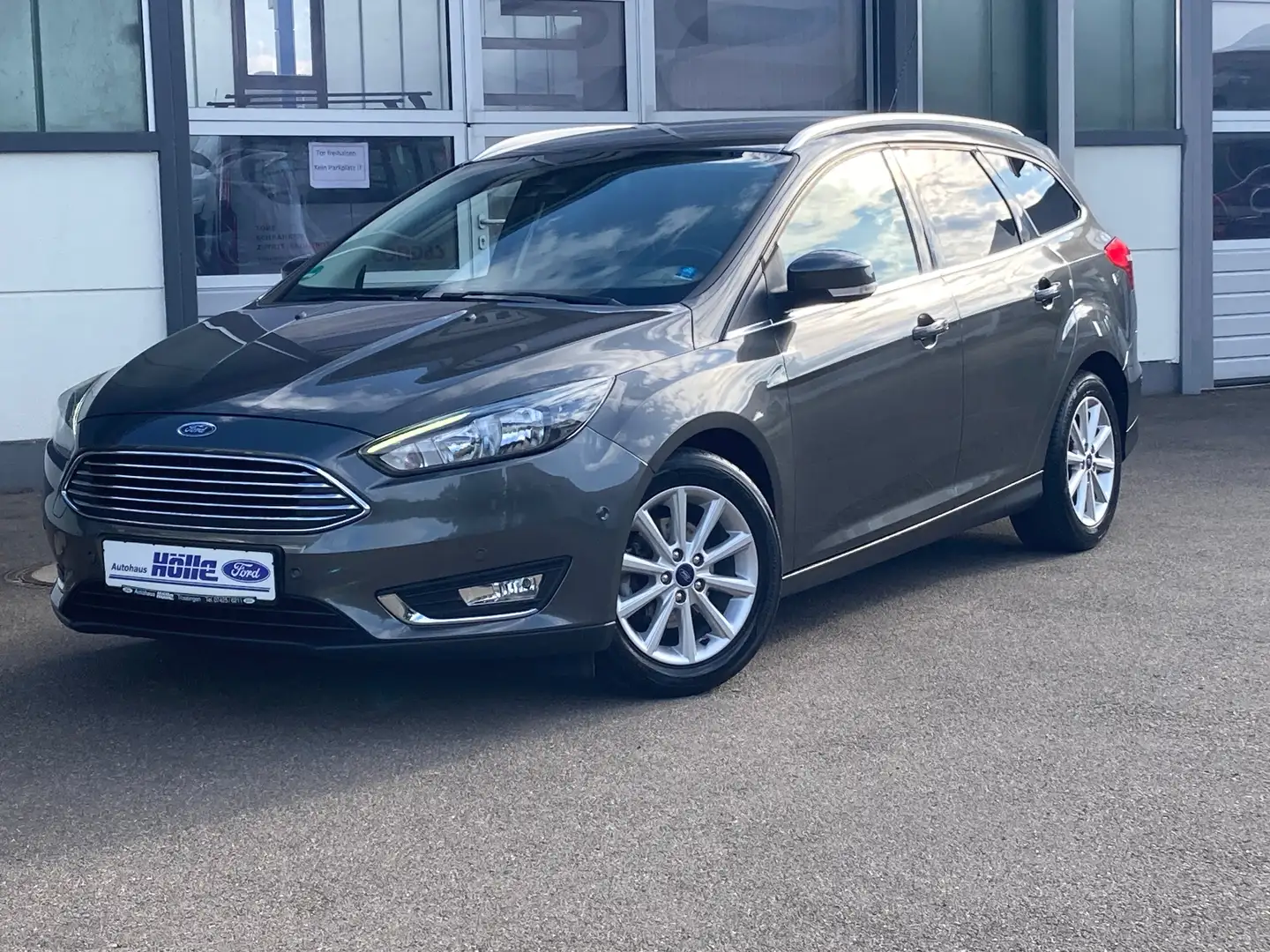 Ford Focus Titanium Kamera Navi Reling Grijs - 1