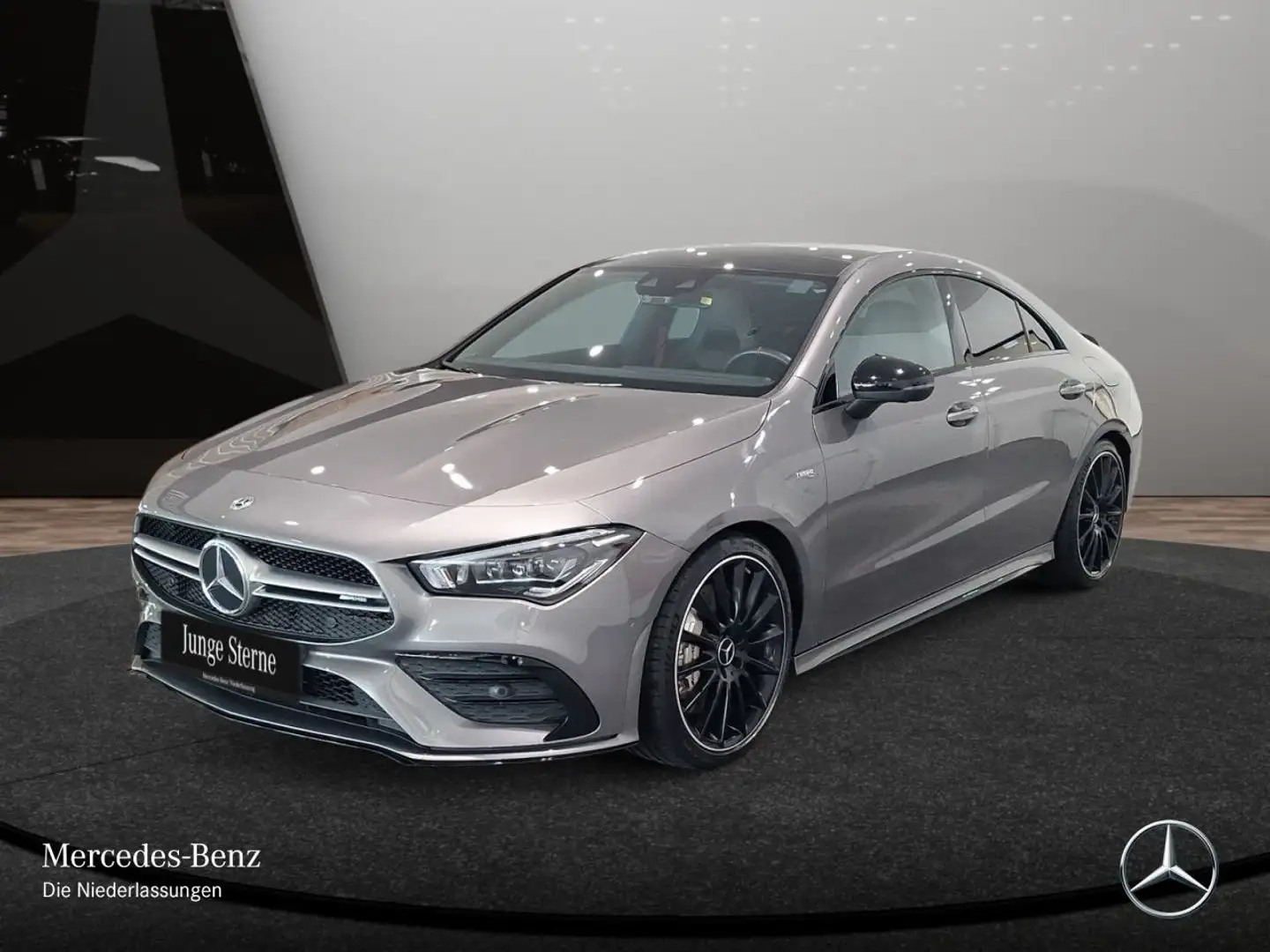 Mercedes-Benz CLA 35 AMG CLA 35 4M AMG+PANO+360°+MULTIBEAM+19"+TOTW Šedá - 2