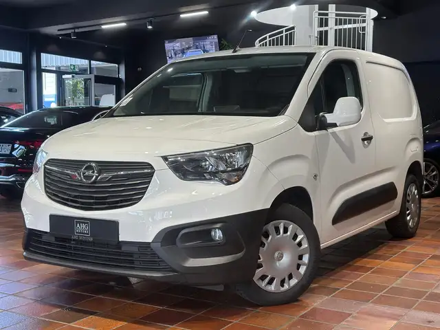 Opel Combo CARGO 1.5 D EDITION TEMPO NAVI SITZHZG PDC
