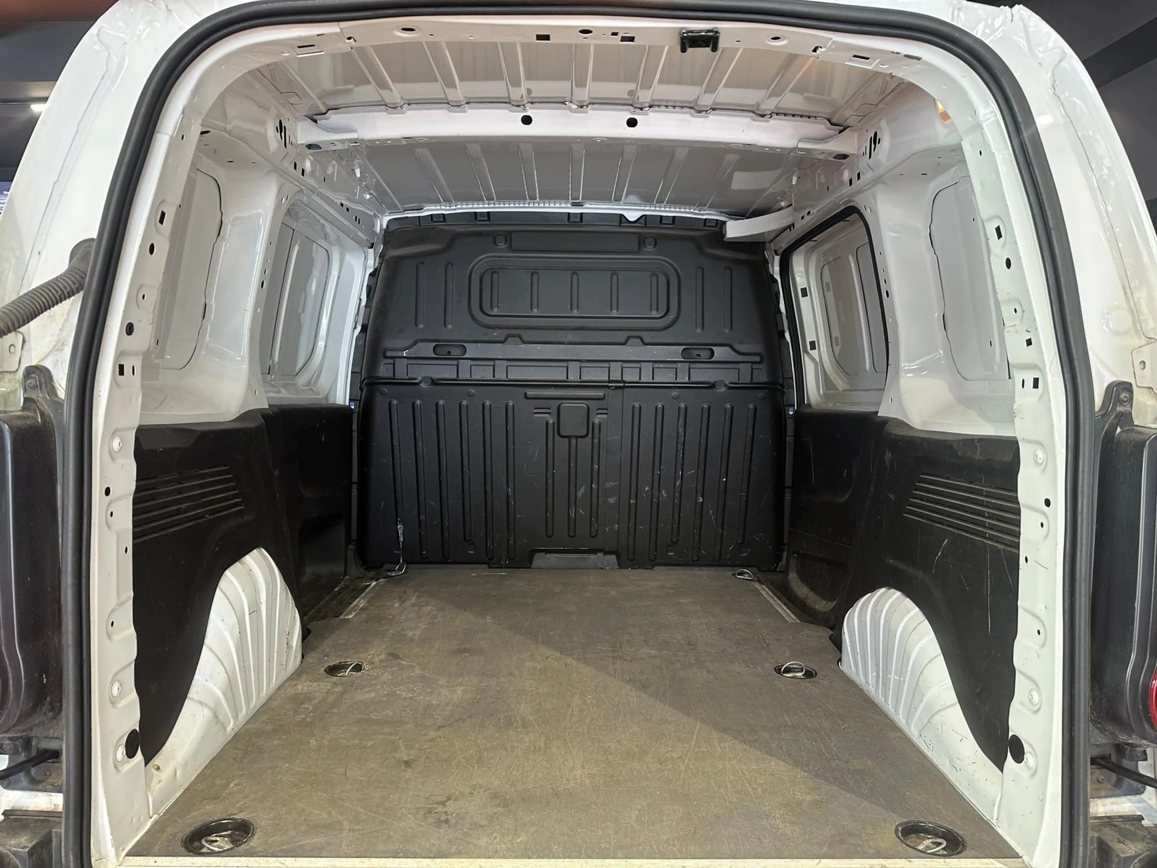 Opel Combo CARGO 1.5 D EDITION TEMPO NAVI SITZHZG PDC — photo 13