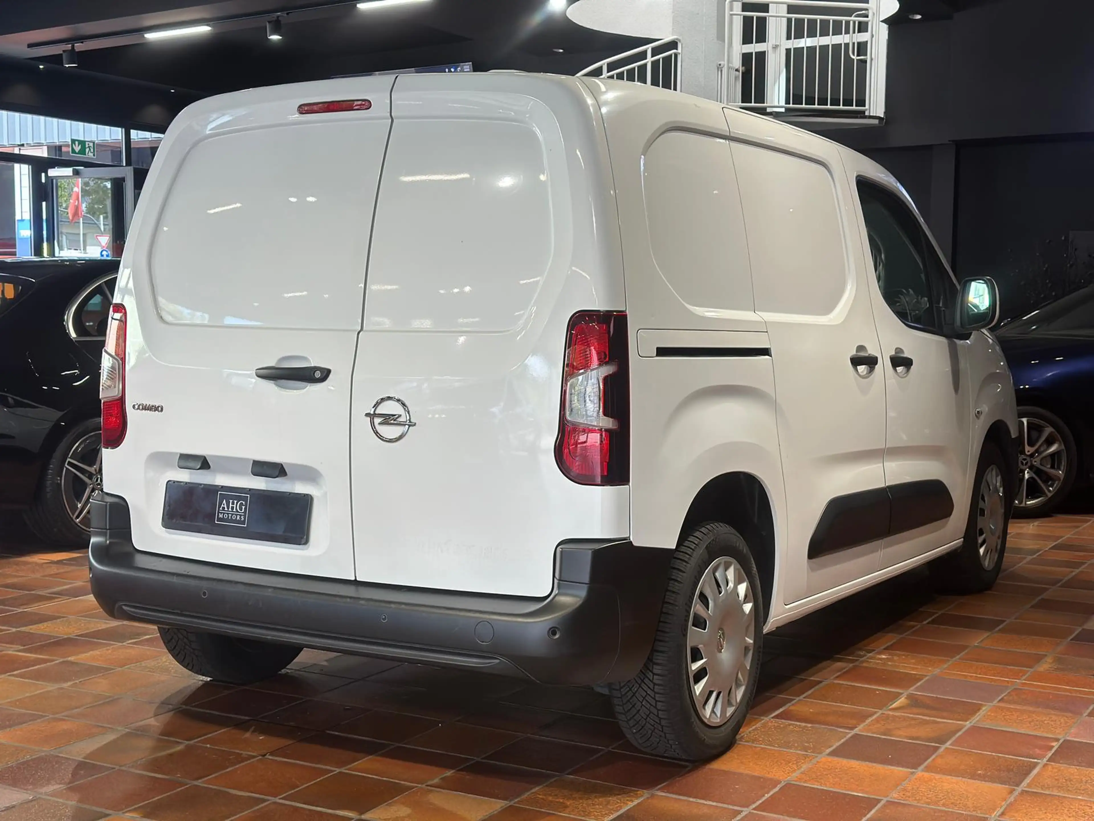 Opel Combo CARGO 1.5 D EDITION TEMPO NAVI SITZHZG PDC — photo 7