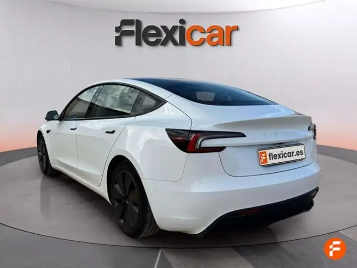 Tesla Model 3 2023, foto 5