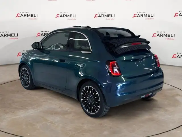 Fiat 500 view 3