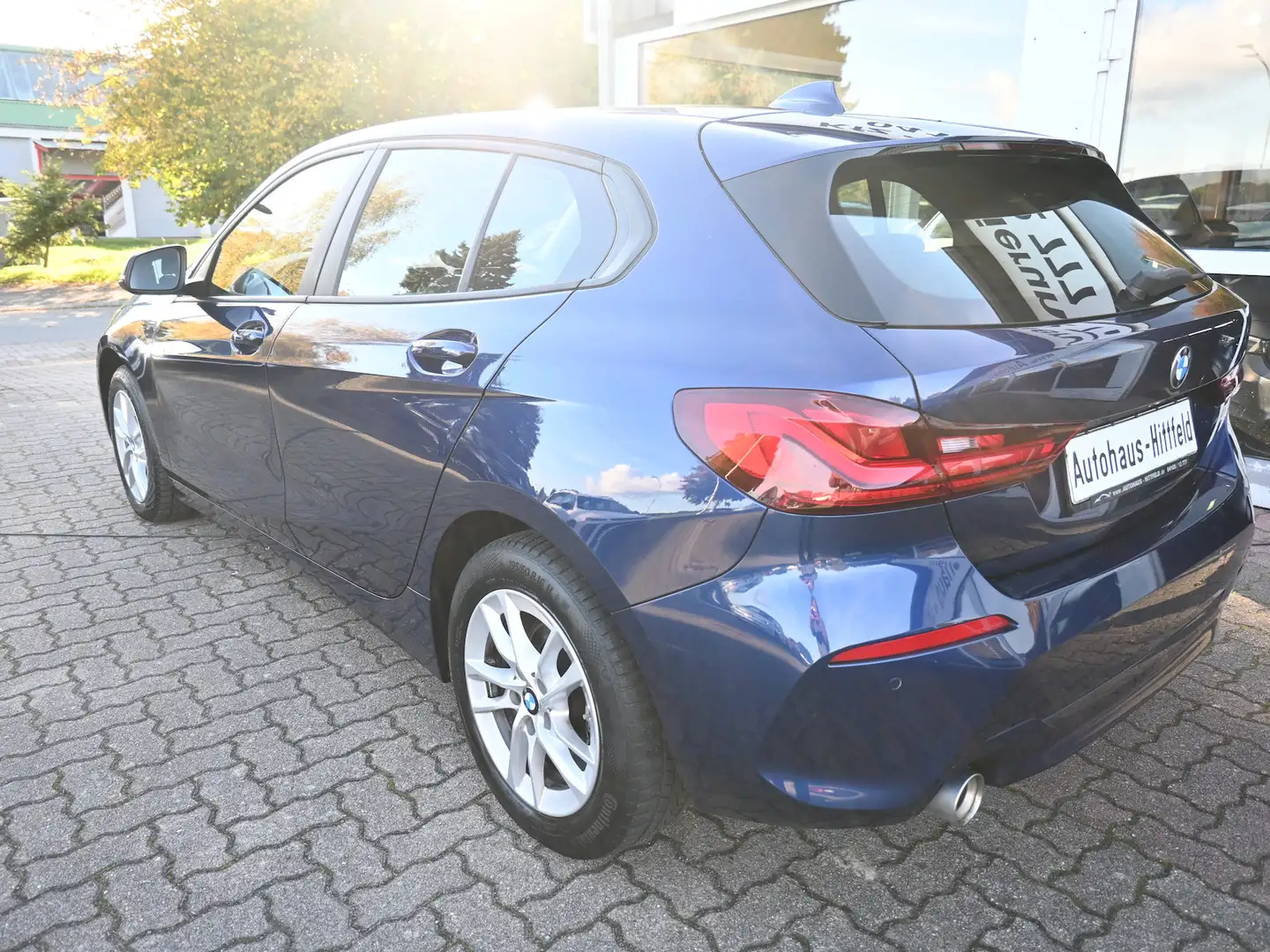 BMW 118 i*Advantage* Kliaut Navi LiveCockpit LED PDC Bleu - 2