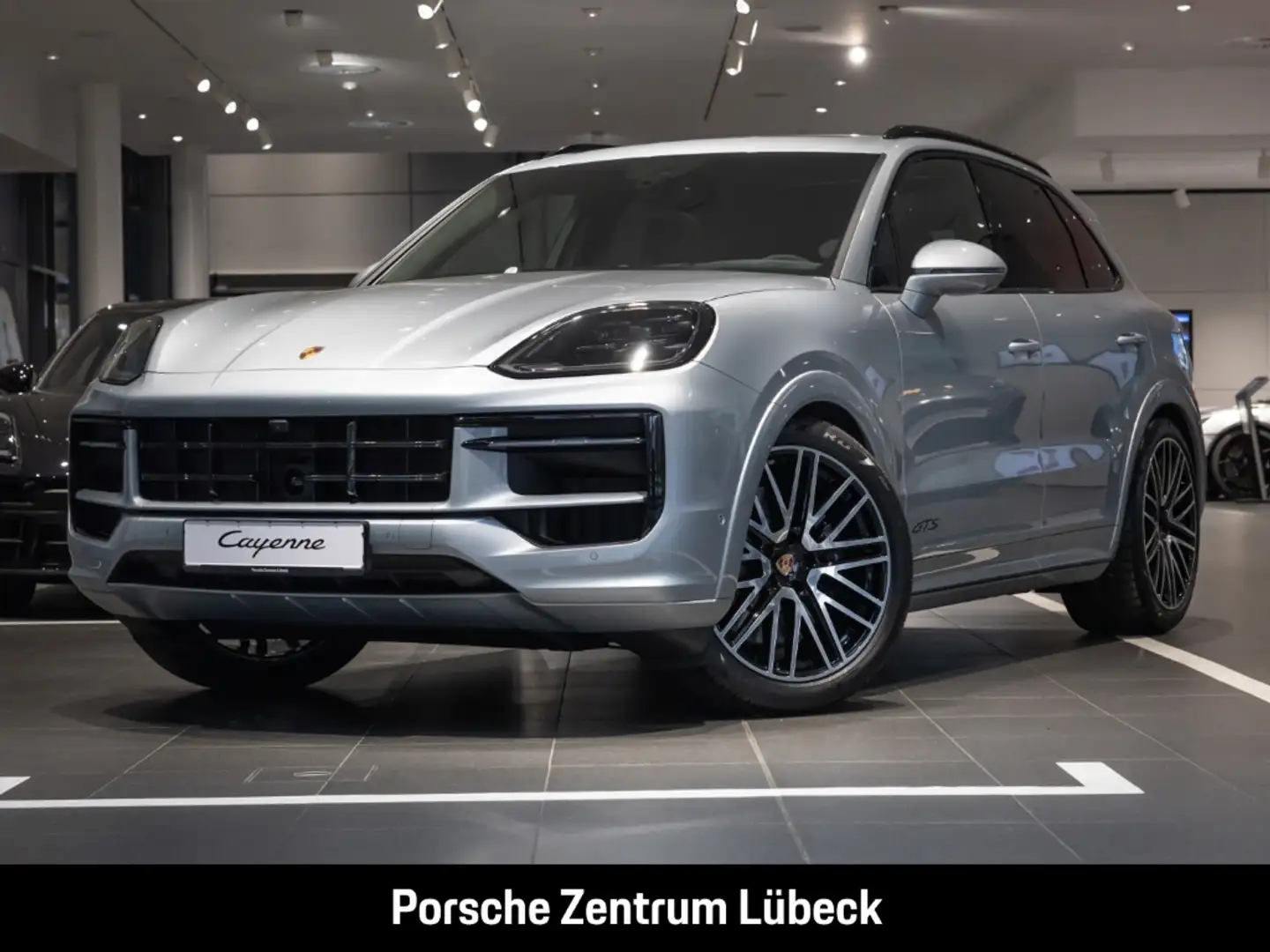 Porsche Cayenne GTS HA-Lenkung InnoDrive Head-Up BOSE Argent - 1
