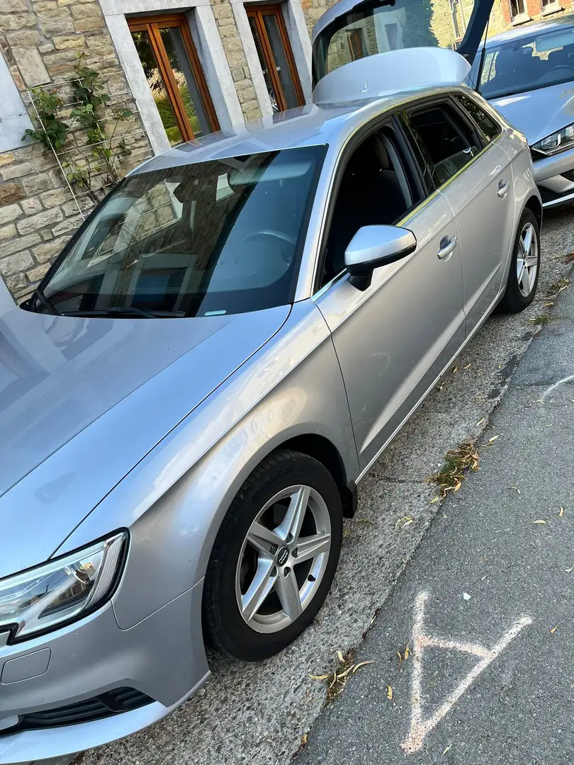 Audi A3 A3 Sportback 1.6 TDi Argent - 2