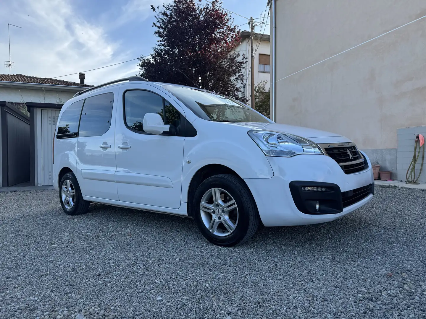 Peugeot Partner Partner Tepee 1.6 bluehdi Active 100cv Bianco - 2