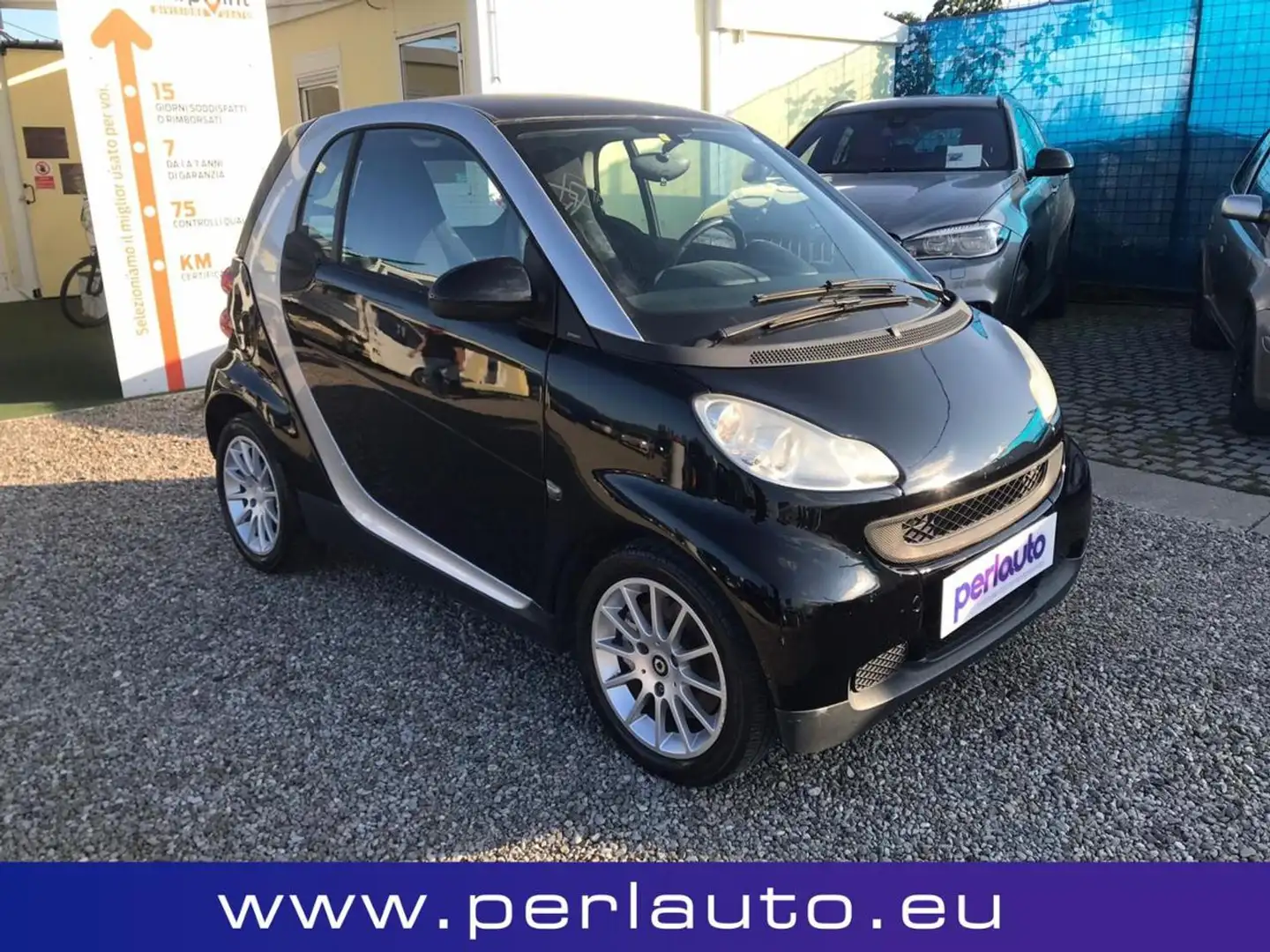 smart forTwo 800 40 kW coupé passion cdi Schwarz - 2
