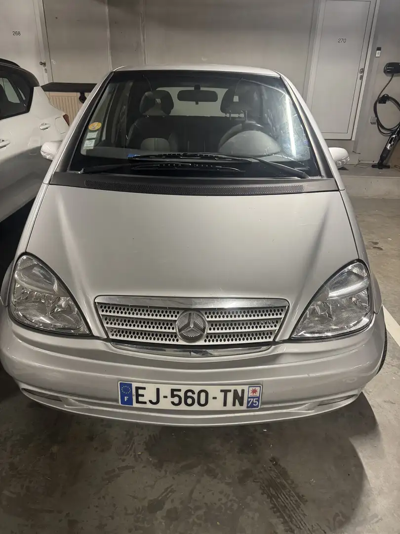 Mercedes-Benz A 210 L Evolution - 1